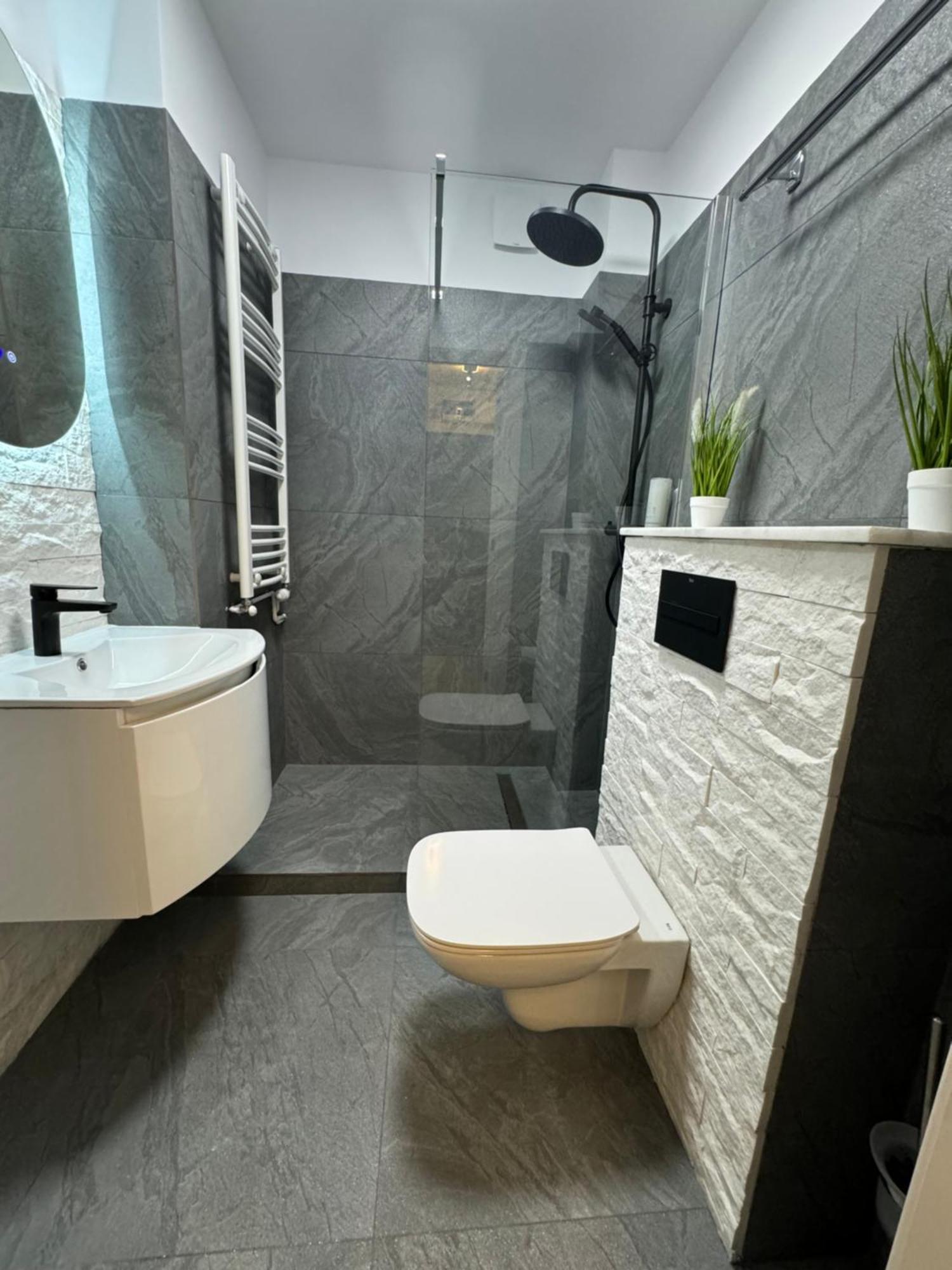 Central Suite Bucarest Extérieur photo